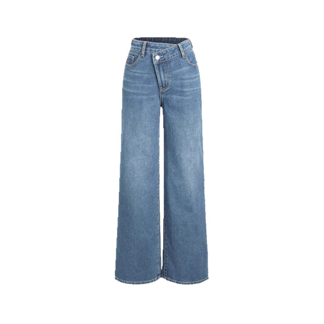 Jeans azzurri con chiusura asimmetrica