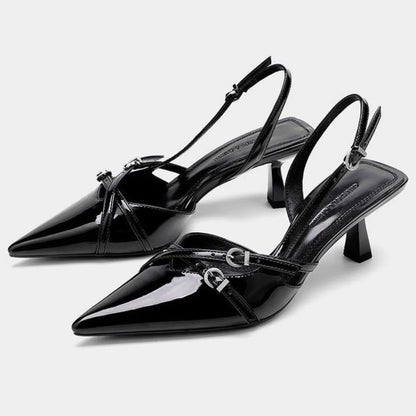 Slingback a punta con cinturini