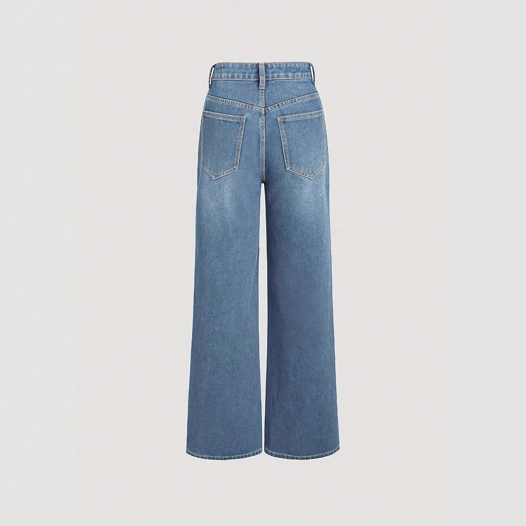 Jeans azzurri con chiusura asimmetrica
