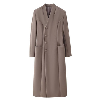 Cappotto lungo doppiopetto con revers e tasche