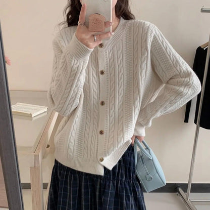 Cardigan a trecce dalla linea ampia