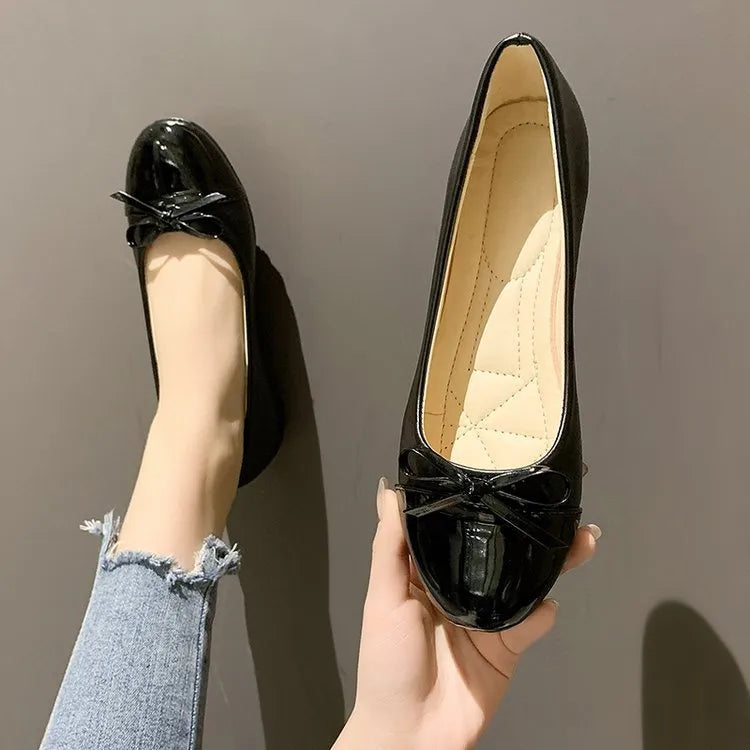 Ballerine con fiocco e punta a contrasto