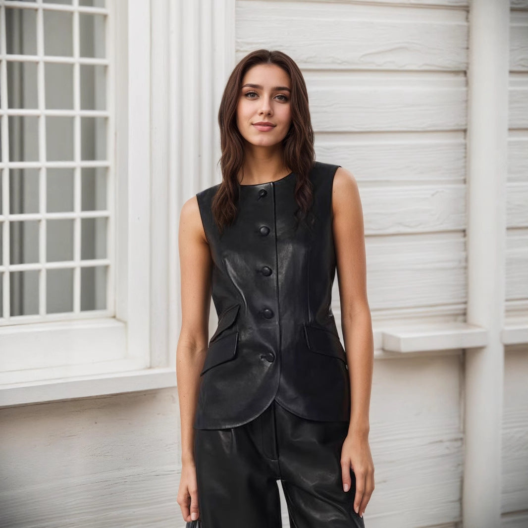 Gilet nero effetto pelle con bottoni