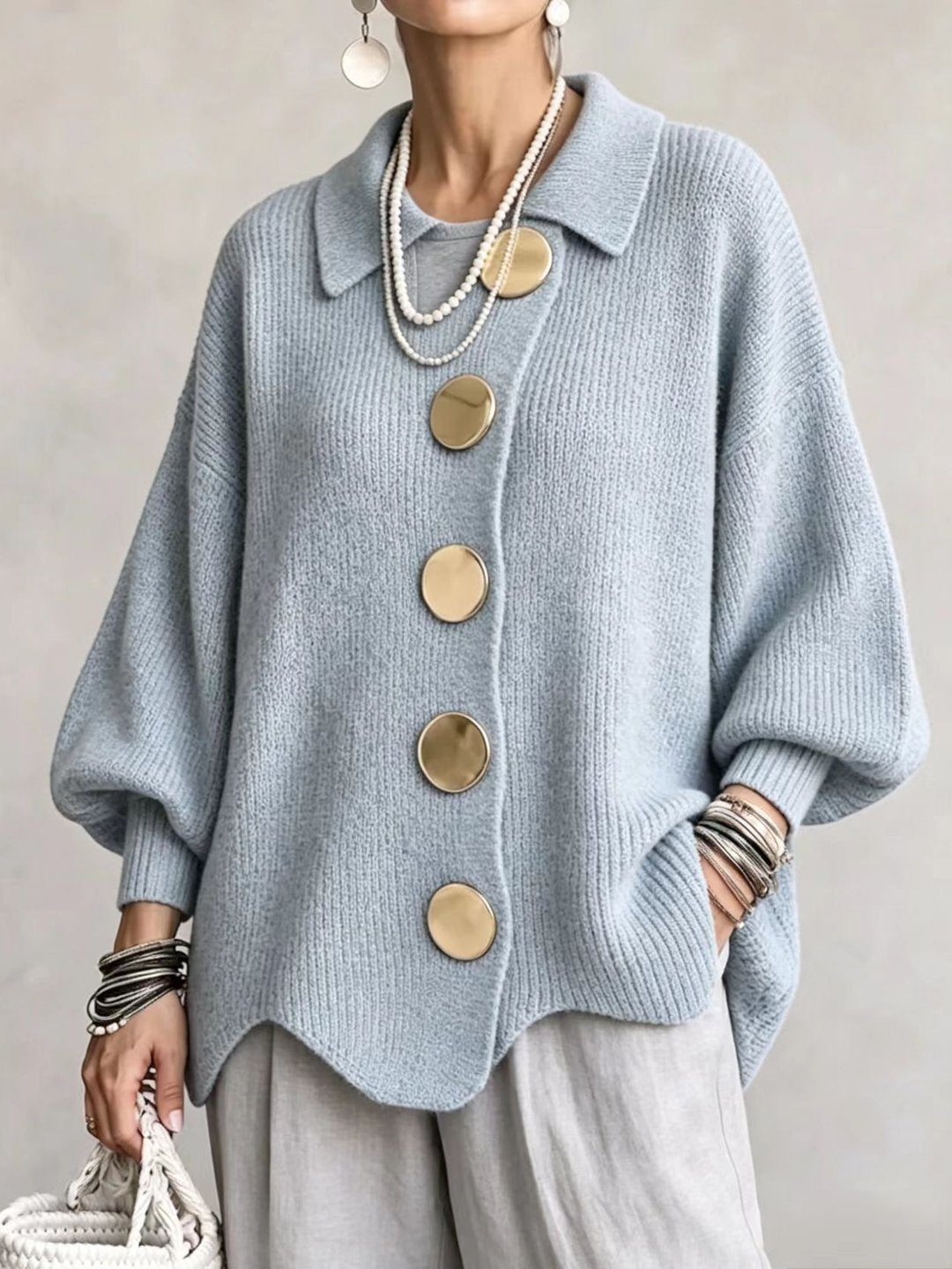 Cardigan oversize con bottoni dorati — vista 3