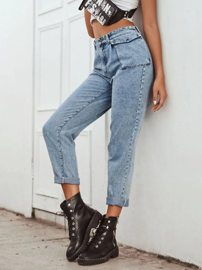 Jeans dritti a vita alta — dettaglio e colore 1